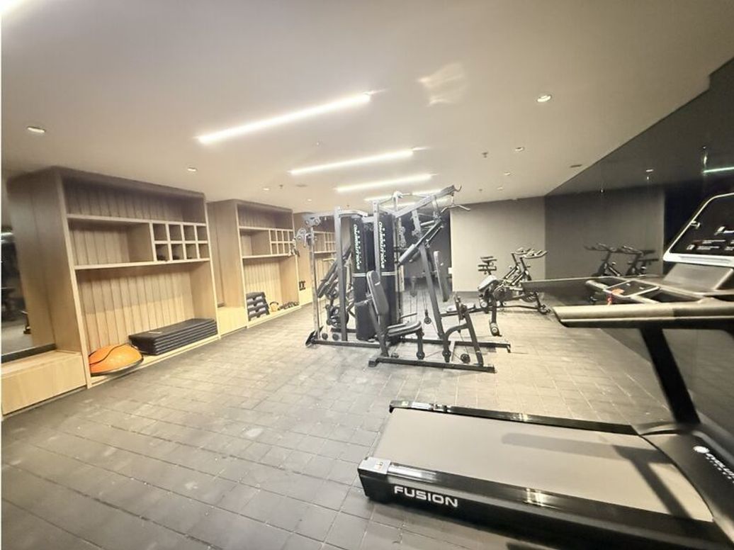 Apartamento de 1 alcoba en venta en Chicó Norte, Bogotá, 71 m² · foto 9 de 11