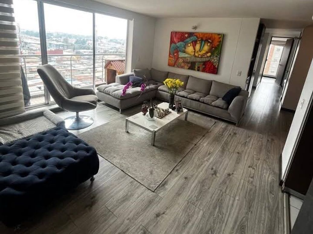 Apartamento de 3 alcobas en venta en Pradera Norte, Bogotá, 108 m² · foto 3 de 15