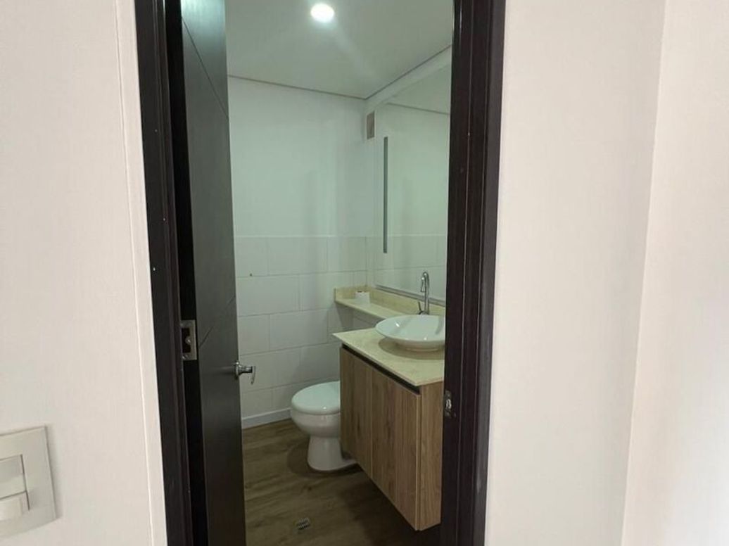Apartamento de 2 alcobas en venta en Cedritos, Bogotá, 130 m² · foto 11 de 20