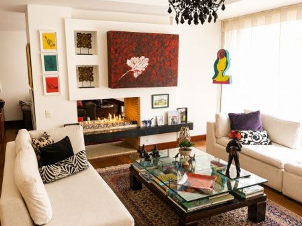 Apartamento de 3 alcobas en venta en Santa Barbara Central, Bogotá, 268 m² · foto 3 de 20