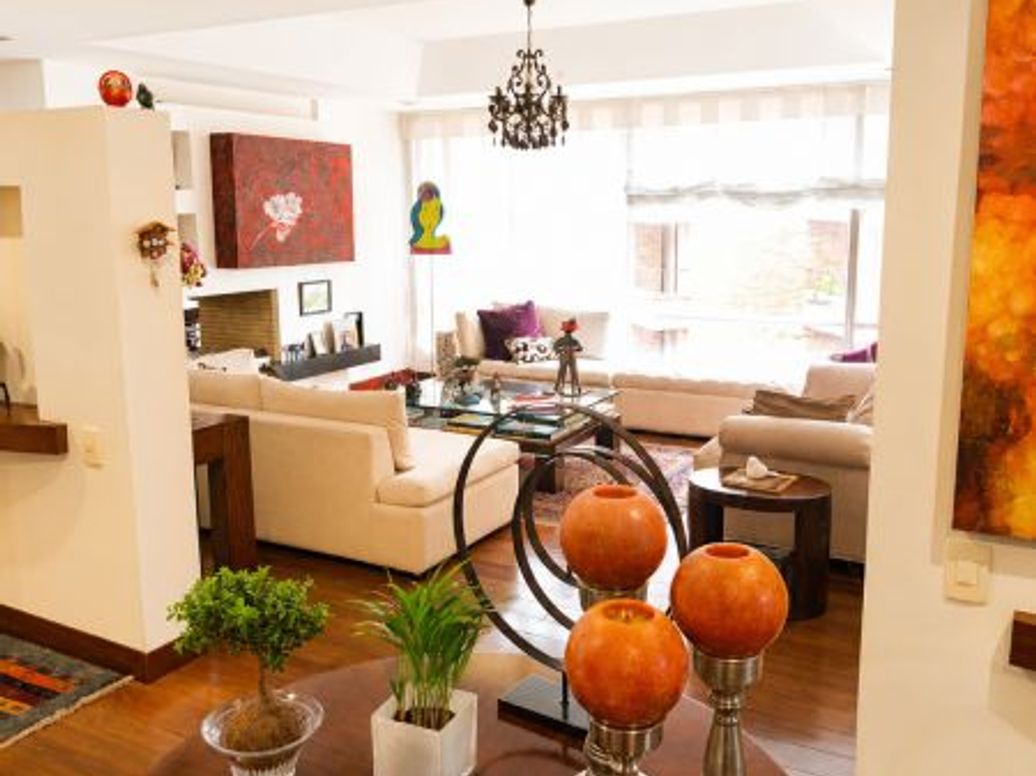 Apartamento de 3 alcobas en venta en Santa Barbara Central, Bogotá, 268 m² · foto 7 de 20
