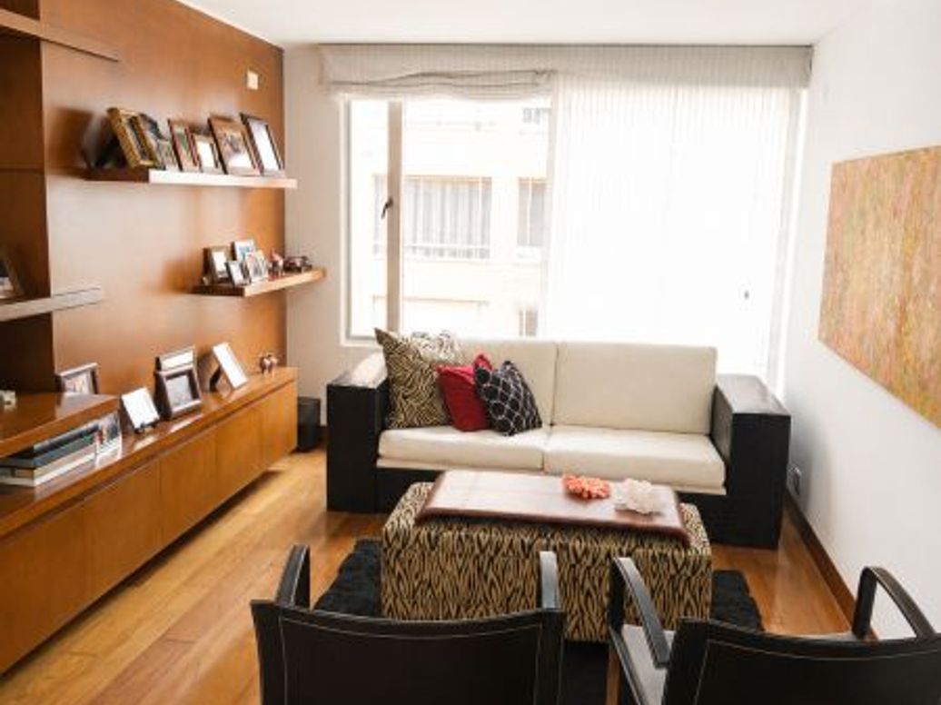 Apartamento de 3 alcobas en venta en Santa Barbara Central, Bogotá, 268 m² · foto 6 de 20