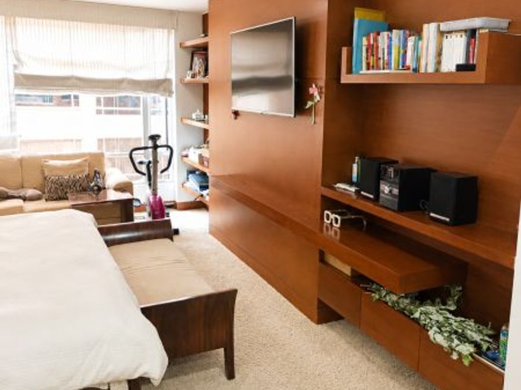 Apartamento de 3 alcobas en venta en Santa Barbara Central, Bogotá, 268 m² · foto 16 de 20