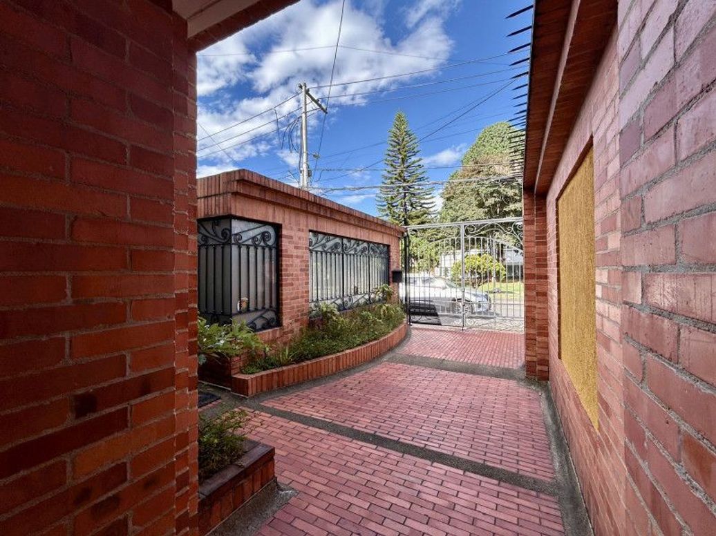 Casa de 4 alcobas en venta en Polo Club, Bogotá, 315 m² · foto 19 de 20