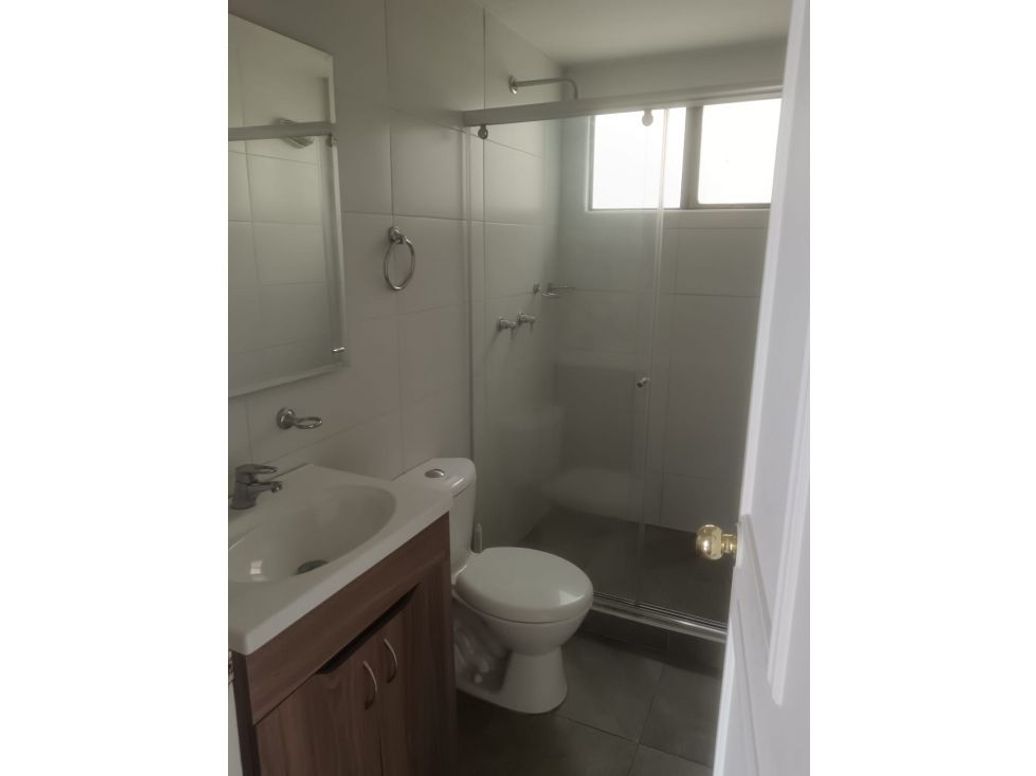 Apartamento de 3 alcobas en venta en Santa Barbara, Bogotá, 100 m² · foto 10 de 11