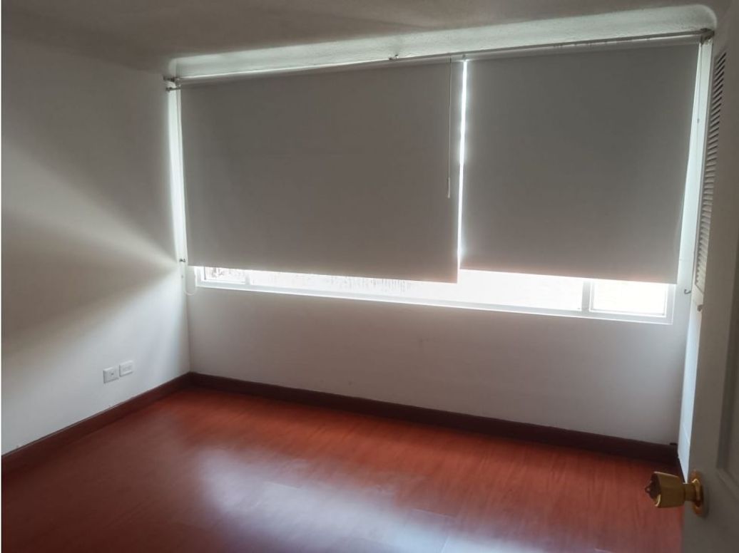 Apartamento de 3 alcobas en venta en Santa Barbara, Bogotá, 100 m² · foto 4 de 11