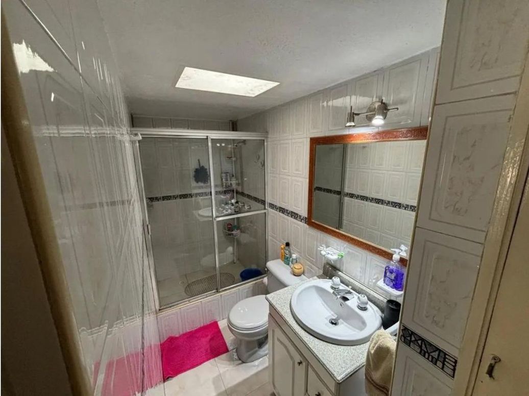 Casa de 4 alcobas en venta en Niza, Bogotá, 25 m² · foto 17 de 19