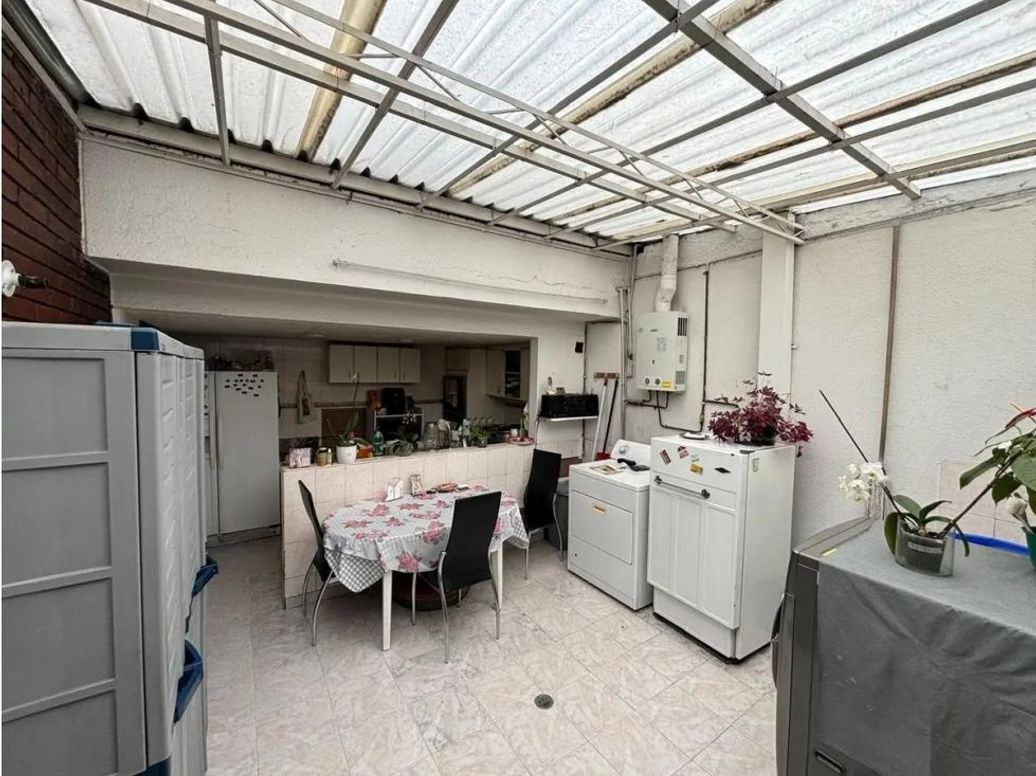 Casa de 4 alcobas en venta en Niza, Bogotá, 25 m² · foto 15 de 19