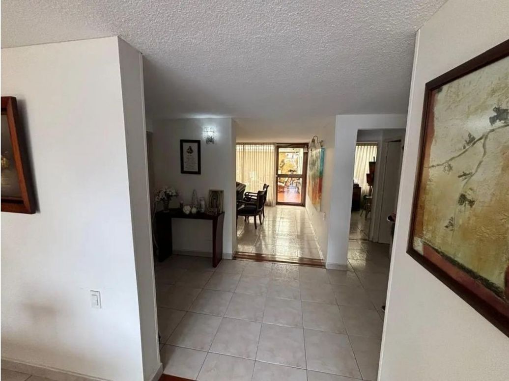 Casa de 4 alcobas en venta en Niza, Bogotá, 25 m² · foto 6 de 19