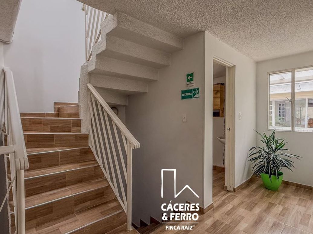 Casa de 5 alcobas en venta en Cedritos, Bogotá, 261 m² · foto 18 de 20