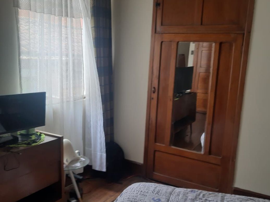 Casa de 5 alcobas en venta en La Esperanza, Bogotá, 190 m² · foto 2 de 15