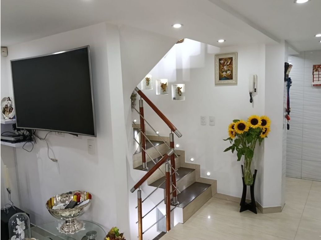 Casa de 3 alcobas en venta en Quinta Paredes, Bogotá, 124 m² · foto 4 de 19