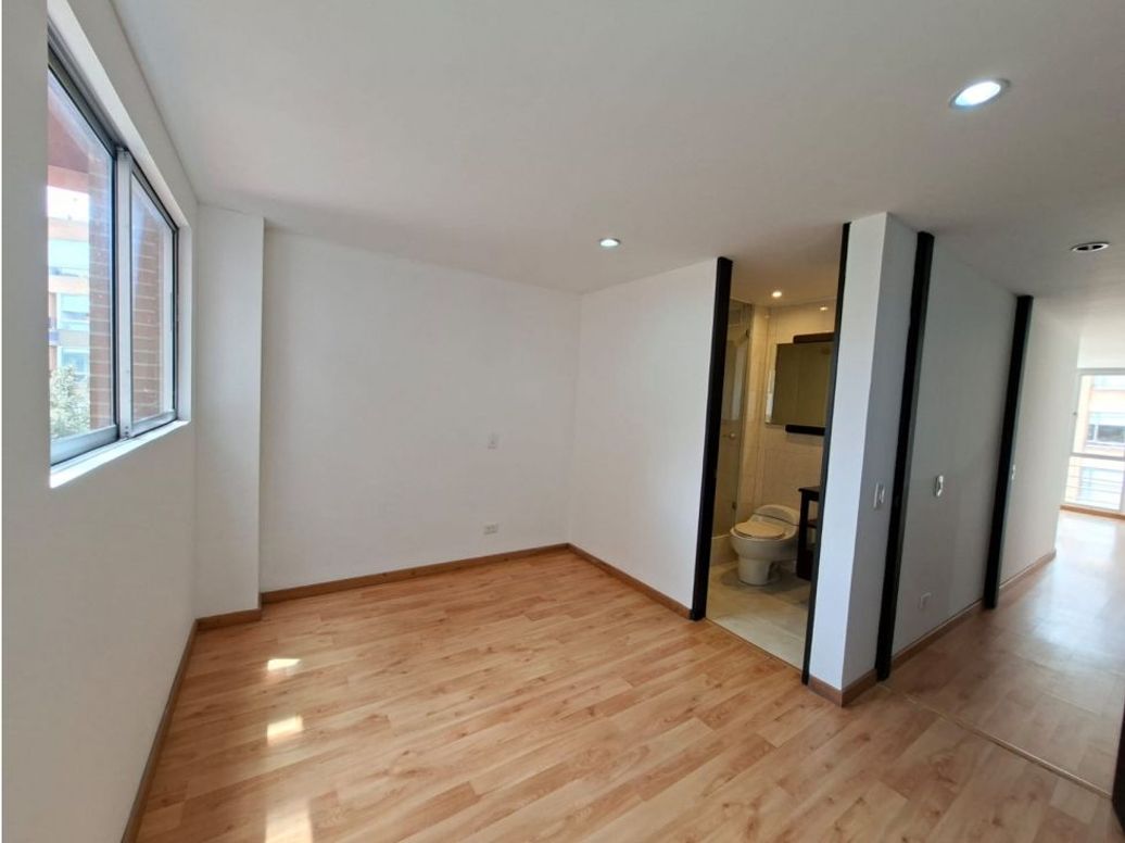 Apartamento de 2 alcobas en venta en Puente Largo, Bogotá, 82 m² · foto 8 de 20