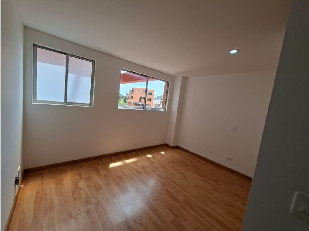 Apartamento de 2 alcobas en venta en Puente Largo, Bogotá, 82 m² · foto 9 de 20