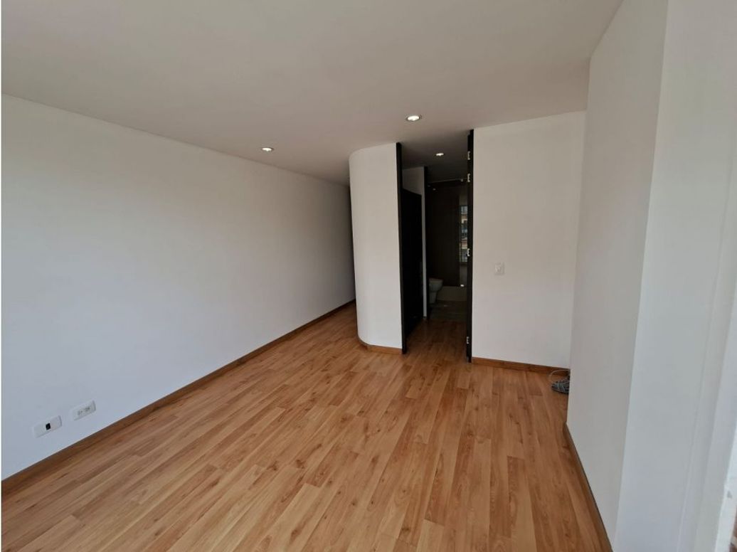 Apartamento de 2 alcobas en venta en Puente Largo, Bogotá, 82 m² · foto 11 de 20