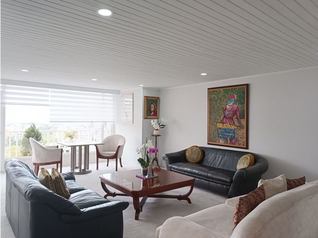 Apartamento de 3 alcobas en venta en El Refugio, Bogotá, 225 m² · foto 19 de 20