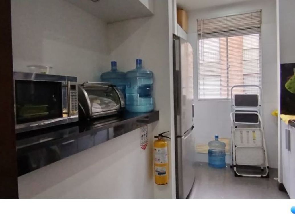 Apartamento de 2 alcobas en venta en Chicó Navarra, Bogotá, 150 m² · foto 8 de 20