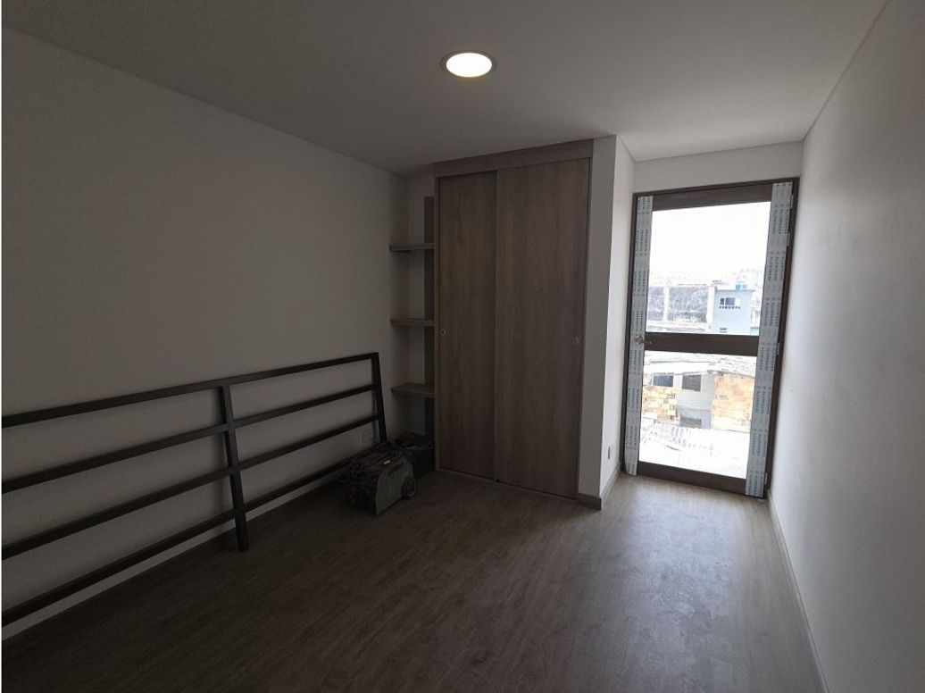 Apartamento de 3 alcobas en venta en El Carmen, Bogotá, 73 m² · foto 8 de 20