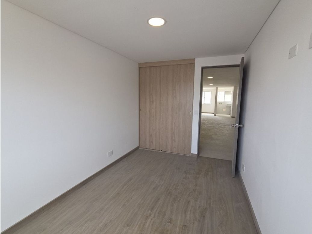 Apartamento de 3 alcobas en venta en El Carmen, Bogotá, 73 m² · foto 12 de 20