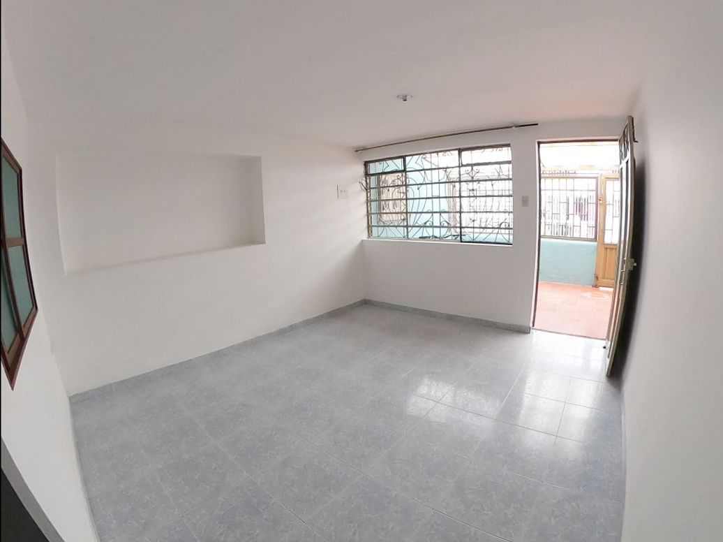 Casa de 9 alcobas en venta en Remanso Sur, Bogotá, 331 m² · foto 6 de 20