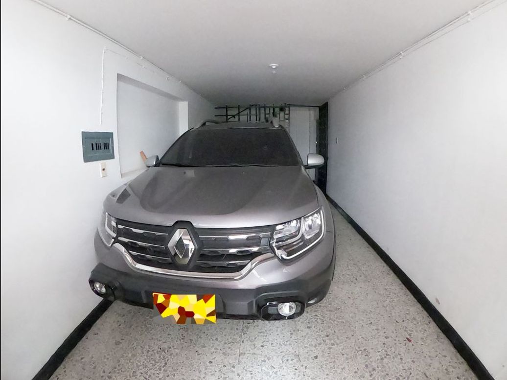 Casa de 9 alcobas en venta en Remanso Sur, Bogotá, 331 m² · foto 4 de 20