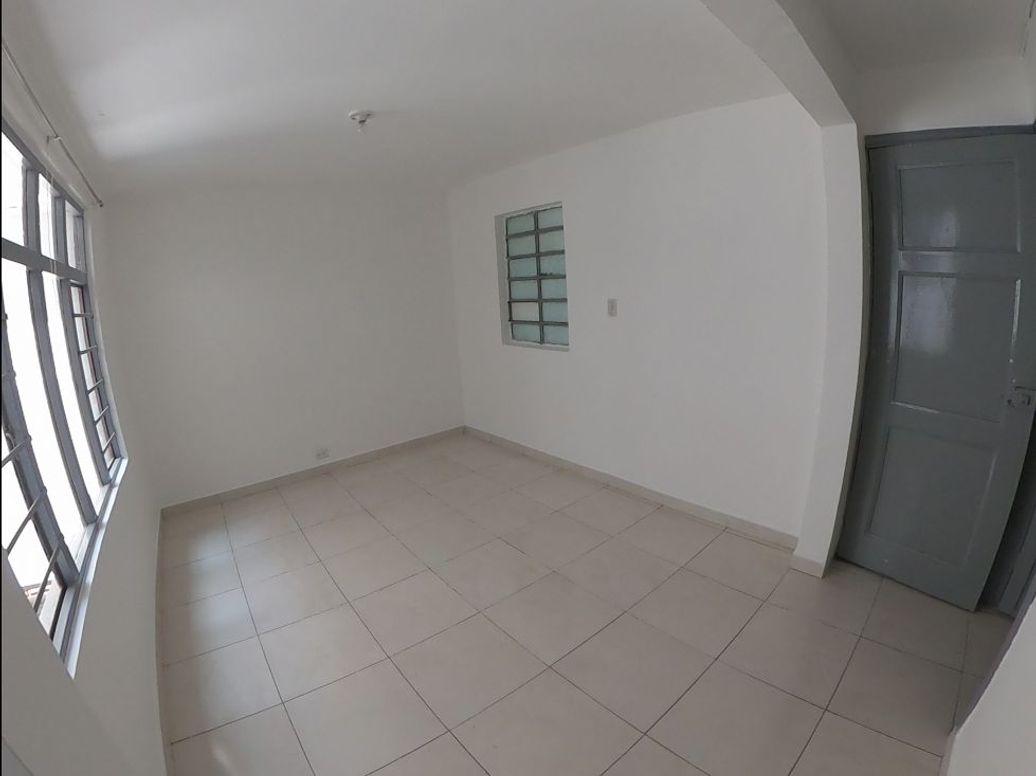 Casa de 9 alcobas en venta en Remanso Sur, Bogotá, 331 m² · foto 19 de 20