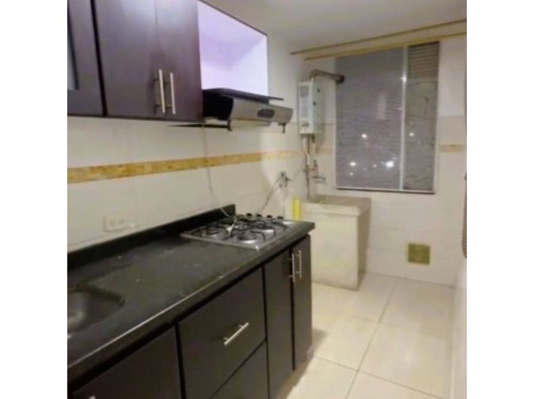 Apartamento de 3 alcobas en venta en Castilla, Bogotá, 47 m² · foto 7 de 13