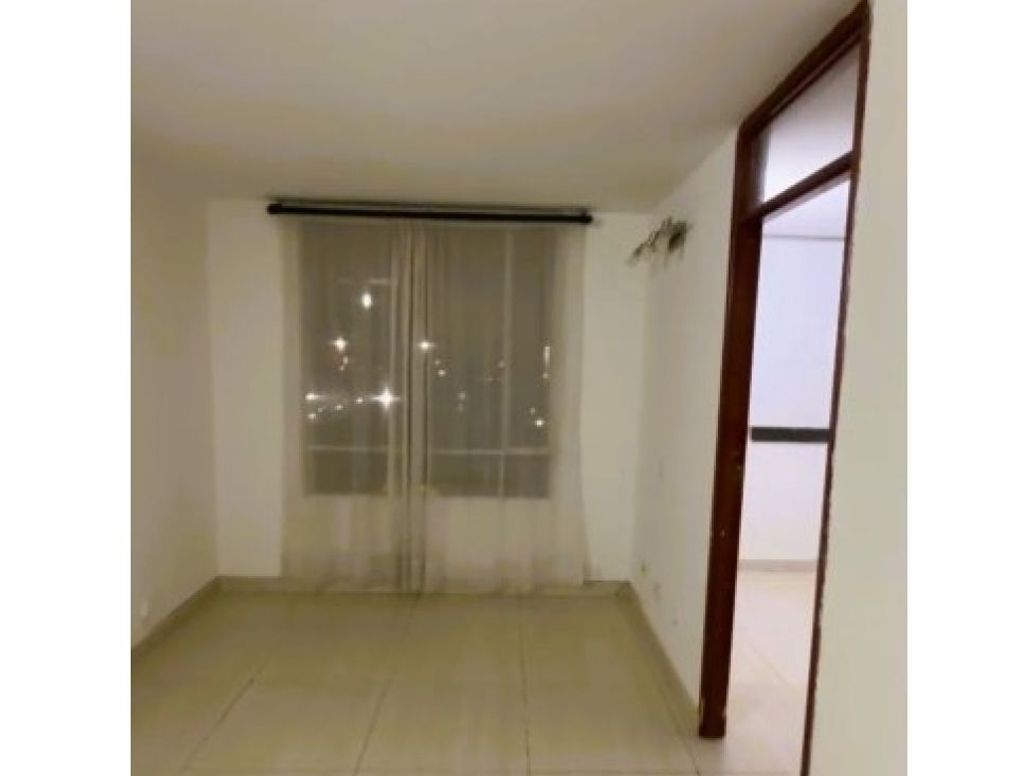 Apartamento de 3 alcobas en venta en Castilla, Bogotá, 47 m² · foto 5 de 13