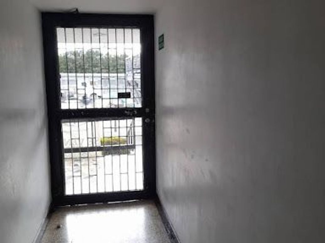 Apartamento de 3 alcobas en venta en Belalcázar, Bogotá, 155 m² · foto 3 de 20