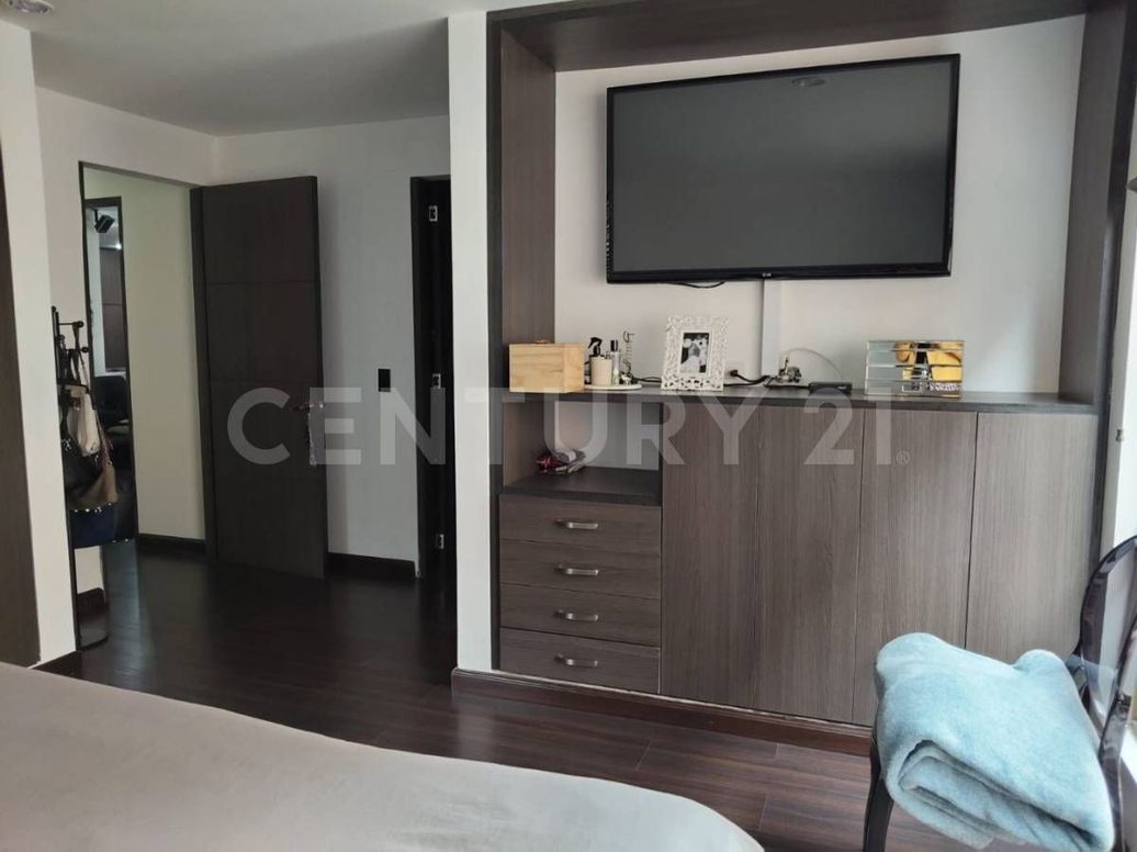 Apartamento de 3 alcobas en venta en San Patricio, Bogotá, 127 m² · foto 7 de 20
