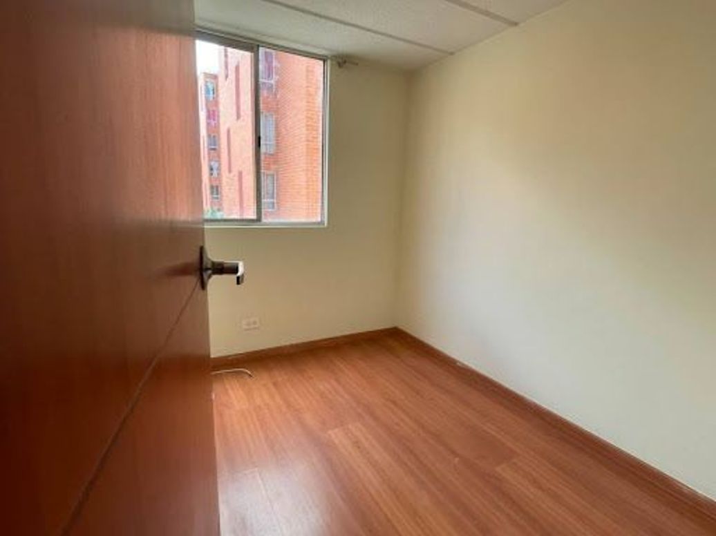 Apartamento de 3 alcobas en venta en El Portal Del Sol, Bogotá, 43 m² · foto 7 de 16