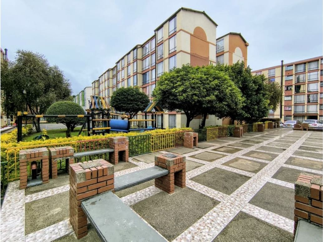 Apartamento de 3 alcobas en venta en Las Flores, Bogotá, 56 m² · foto 9 de 11