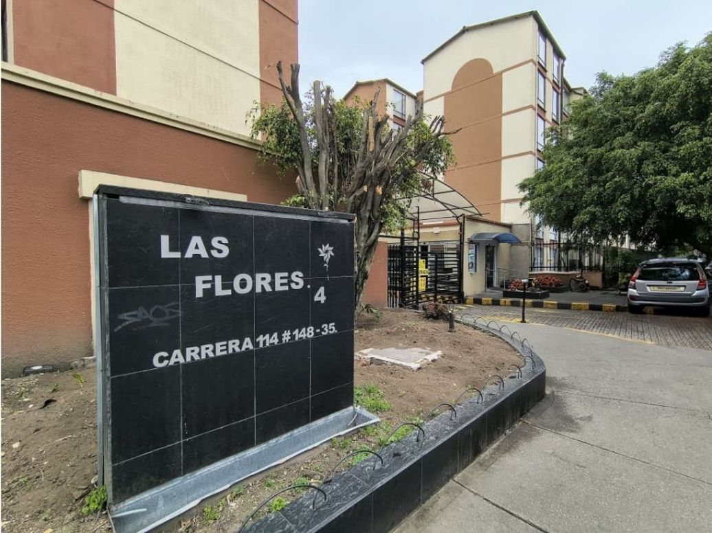 Apartamento de 3 alcobas en venta en Las Flores, Bogotá, 56 m² · foto 2 de 11