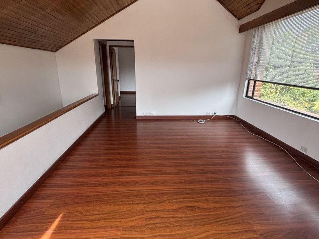 Apartamento de 3 alcobas en venta en Club De Los Lagartos, Bogotá, 176 m² · foto 18 de 20
