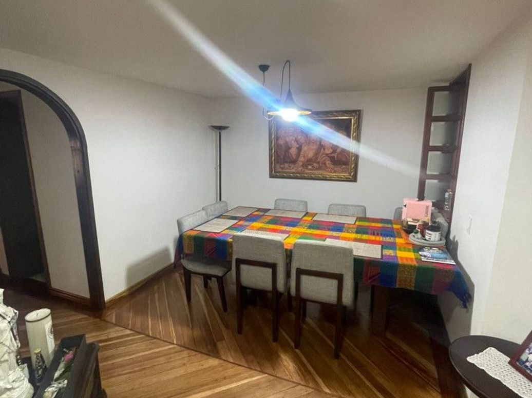 Apartamento de 3 alcobas en venta en Santa Barbara Occidental, Bogotá, 150 m² · foto 7 de 20
