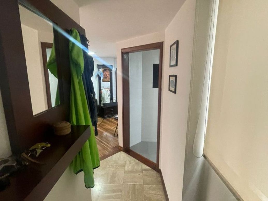 Apartamento de 3 alcobas en venta en Santa Barbara Occidental, Bogotá, 150 m² · foto 4 de 20