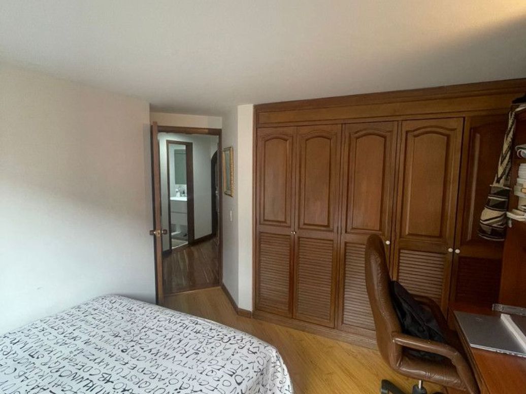 Apartamento de 3 alcobas en venta en Santa Barbara Occidental, Bogotá, 150 m² · foto 18 de 20