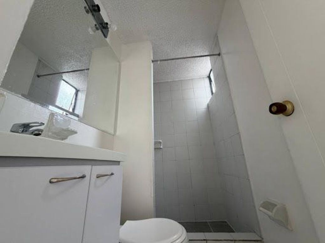 Apartamento de 3 alcobas en venta en Villa Delia Britalia Norte, Bogotá, 64 m² · foto 16 de 18