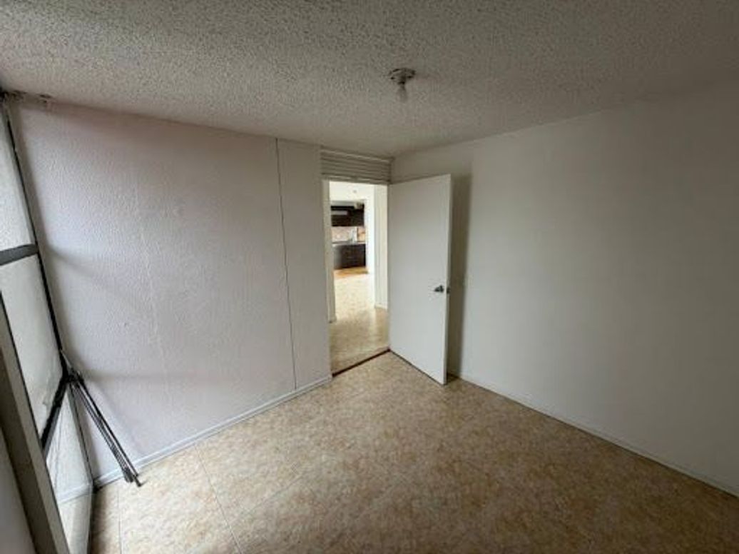 Apartamento de 3 alcobas en venta en Villa Delia Britalia Norte, Bogotá, 64 m² · foto 10 de 18