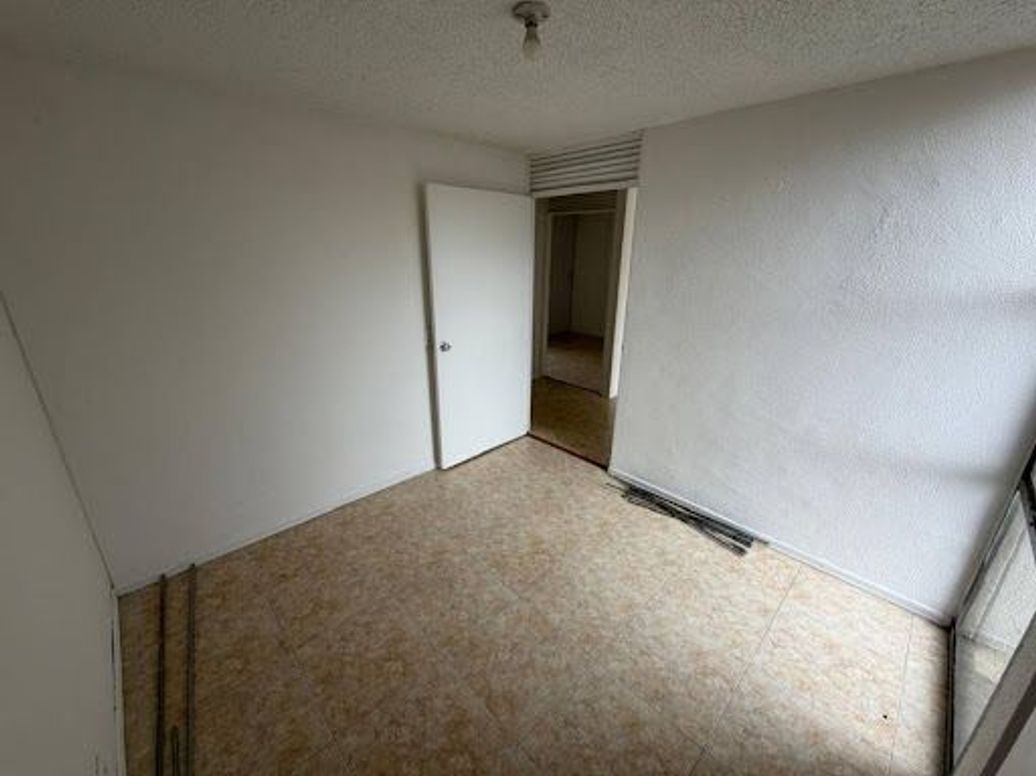 Apartamento de 3 alcobas en venta en Villa Delia Britalia Norte, Bogotá, 64 m² · foto 12 de 18