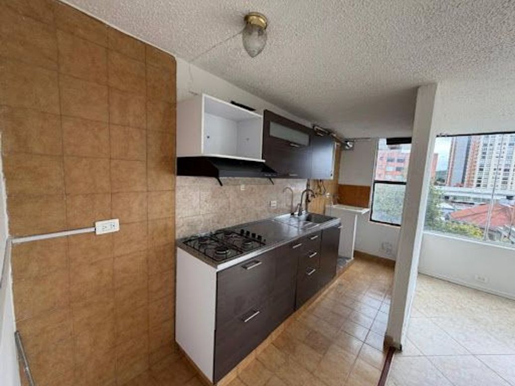 Apartamento de 3 alcobas en venta en Villa Delia Britalia Norte, Bogotá, 64 m² · foto 5 de 18