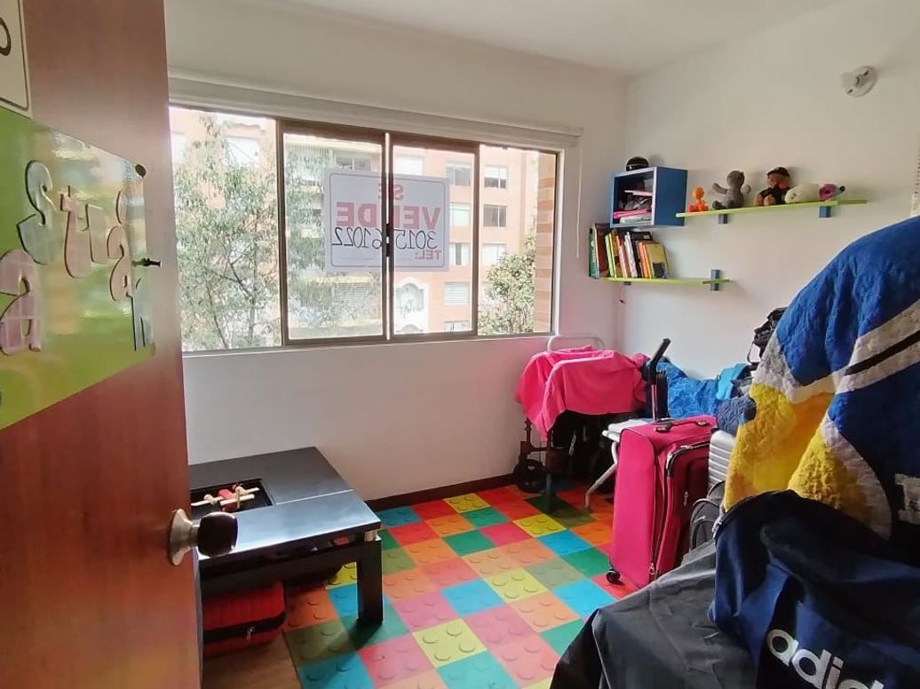 Apartamento de 4 alcobas en venta en Cr. Lugano, Bogotá, 98 m² · foto 18 de 20