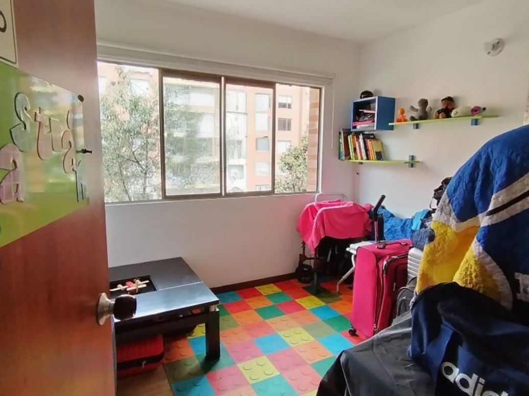 Apartamento de 4 alcobas en venta en Cr. Lugano, Bogotá, 98 m² · foto 10 de 20