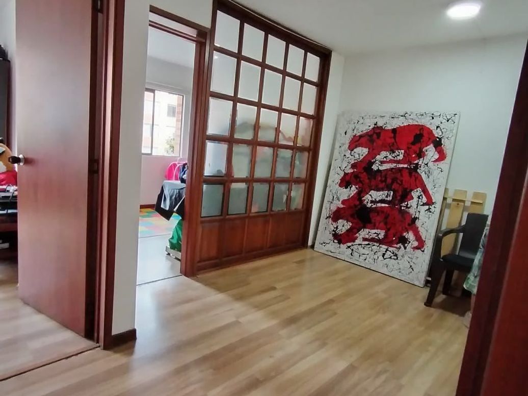 Apartamento de 4 alcobas en venta en Cr. Lugano, Bogotá, 98 m² · foto 16 de 20