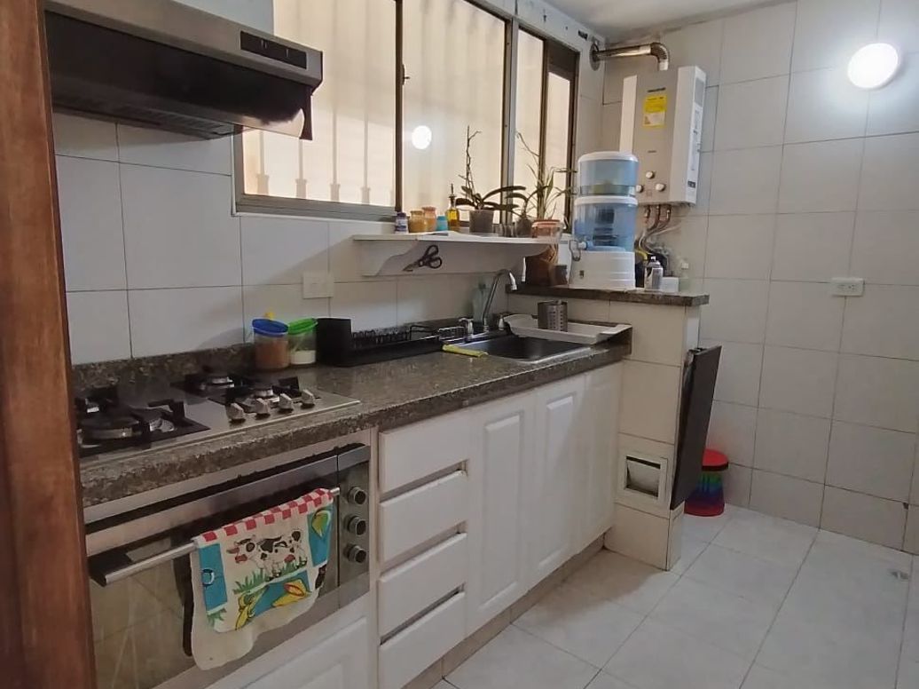 Apartamento de 4 alcobas en venta en Cr. Lugano, Bogotá, 98 m² · foto 11 de 20