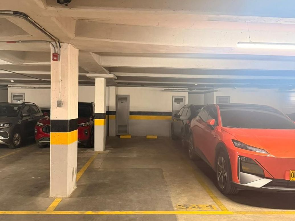 Apartamento de 3 alcobas en venta en La Esperanza Norte, Bogotá, 98 m² · foto 15 de 17