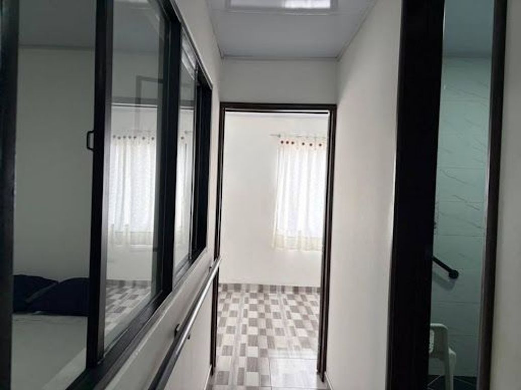Casa de 4 alcobas en venta en Ismael Perdomo, Bogotá, 195 m² · foto 16 de 20
