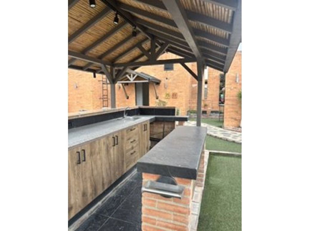 Apartamento de 3 alcobas en venta en Colina Campestre, Bogotá, 460 m² · foto 16 de 19