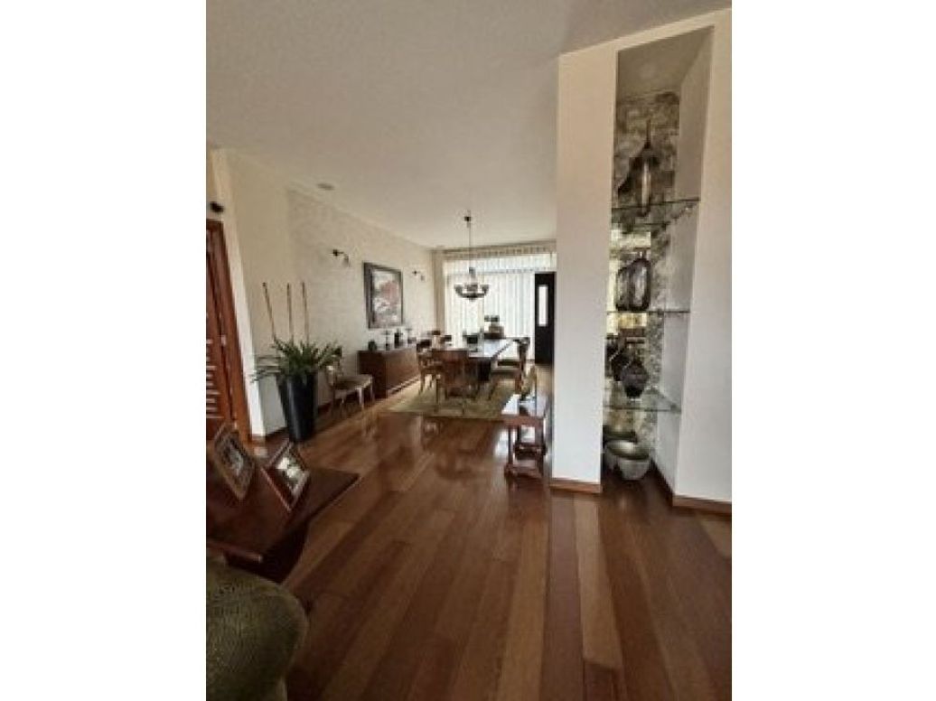 Apartamento de 3 alcobas en venta en Colina Campestre, Bogotá, 460 m² · foto 8 de 19