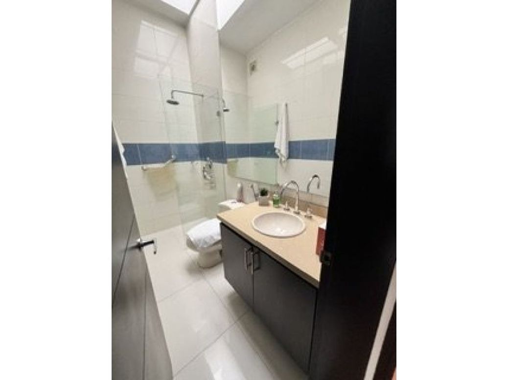 Apartamento de 3 alcobas en venta en Colina Campestre, Bogotá, 460 m² · foto 13 de 19